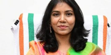 ഐഎഎസ് തലപ്പത്ത് മാറ്റം: കോട്ടയം കളക്ടര്‍ വി വിഗ്‌നേശ്വരി ഇടുക്കിയിലേക്ക് ; അനുകുമാരി തിരുവനന്തപുരം കളക്ടര്‍