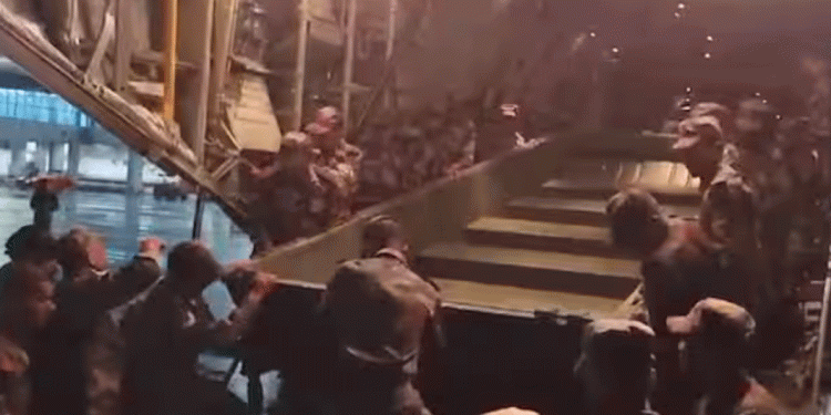 ബെയിലി പാലവുമായി സൈനിക വിമാനം 11.30ന് കണ്ണൂരിലെത്തും ; 17 ട്രക്കുകളിലായി സാമഗ്രികൾ വയനാട്ടിൽ എത്തിക്കും