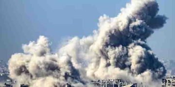 ഗാസയിൽ അഭയാർത്ഥി ക്യാംപായിരുന്ന സ്കൂളിലേക്ക് ഇസ്രയേൽ വ്യോമാക്രമണം, 16 പേർ കൊല്ലപ്പെട്ടതായി റിപ്പോർട്ട്