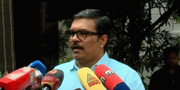 വയനാട്ടിലെ ഉരുൾപൊട്ടലുണ്ടായ പ്രദേശങ്ങളിൽ ദുരിതാശ്വാസ പ്രവർത്തനങ്ങൾ നടന്നുവരുന്നതായി മന്ത്രി എംബി രാജേഷ്