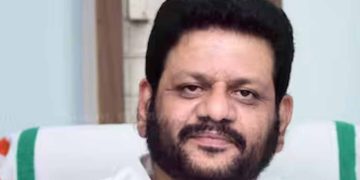 റെയിൽവേ ഡിവിഷൻ വിഭജിക്കാനുള്ള തീരുമാനത്തിന് പിന്നിൽ ദുരൂഹതയെന്ന് പാലക്കാട് എംപി വികെ ശ്രീകണ്ഠൻ