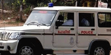 പോലീസില്‍ ജോലിക്ക് ചേരുന്നവര്‍ ജോലിഭാരം താങ്ങനാവാതെ ജീവനും കൊണ്ടോടുന്ന അവസ്ഥയാണുള്ളതെന്ന് മുന്‍ ഡിജിപി അലക്സാണ്ടര്‍ ജേക്കബ്