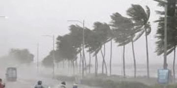 മൺസൂൺ പാത്തി സജീവം ; അതിശക്തമായ മഴയ്ക്ക് സാധ്യത