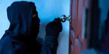 ‘ക്ഷമിക്കണം, ഇങ്ങനെയൊരു അത്യാവശ്യമുള്ളതു കൊണ്ടാണ്, ഒരു മാസത്തേക്ക് മതി’ മോഷണം നടന്ന വീട്ടിൽ കള്ളന്റെ കത്ത്