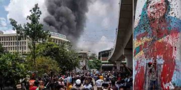 വിദ്യാര്‍ത്ഥി പ്രക്ഷോഭകരുടെ പ്രധാന ആവശ്യം അംഗീകരിച്ച് രാഷ്ട്രപതി, ബംഗ്ലാദേശ് പാര്‍ലമെന്‍റ് പിരിച്ചുവിട്ടു