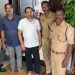 പാലുകാച്ചൽ ചടങ്ങിന് മുൻപ് പണി കൊടുത്ത് ഓട്ടോമാറ്റിക് ഡോർ, രക്ഷകരായി അഗ്നിരക്ഷാസേന