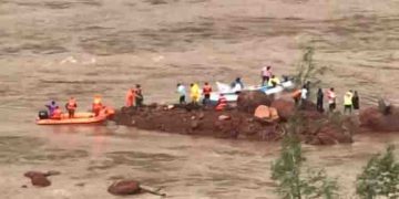 ഷിരൂരിൽ മണ്ണിടിച്ചിലുണ്ടായ പ്രദേശത്ത് ജീർണിച്ച മൃതദേഹം കണ്ടെത്തി; ആരുടേതെന്ന് വ്യക്തമല്ല, ഡിഎൻഎ പരിശോധന