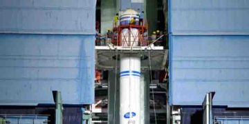 ഐഎസ്ആര്‍ഒയുടെ സ്വാതന്ത്ര്യദിന സമ്മാനം, എസ്എസ്എല്‍വി-ഡി3 വിക്ഷേപണം വിജയം; ഇഒഎസ്-08നെ ബഹിരാകാശത്തെത്തിച്ചു