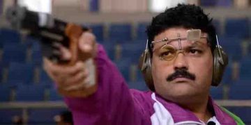 മനു ഭാക്കറിന്‍റെ പരിശീലകനും കോമൺവെൽത്ത് ഗെയിംസ് മെഡൽ ജേതാവുമായ സമരീഷ് ജംഗിന്‍റെ വീട് ഒഴിപ്പിക്കല്‍ ഭീഷണിയില്‍