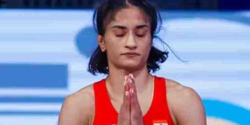 കടുപ്പിച്ച് പ്രതിപക്ഷം, വിനേഷ് ഫോഗട്ടിന്റെ അയോഗ്യതയിൽ ഗൂഢാലോചനയുണ്ടോ എന്ന് അന്വേഷിക്കണം; രാജ്യസഭയിൽ നോട്ടീസ്