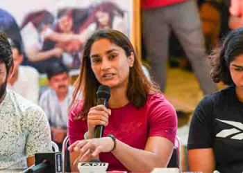 ‘നീ തോറ്റിട്ടില്ല, തോല്‍പ്പിച്ചതാണ്’; വിനേഷിന്‍റെ വിരമിക്കല്‍ പ്രഖ്യാപനത്തിൽ പ്രതികരിച്ച് ബജ്റംഗ് പൂനിയ