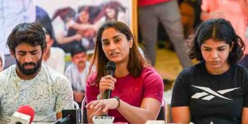 ‘നീ തോറ്റിട്ടില്ല, തോല്‍പ്പിച്ചതാണ്’; വിനേഷിന്‍റെ വിരമിക്കല്‍ പ്രഖ്യാപനത്തിൽ പ്രതികരിച്ച് ബജ്റംഗ് പൂനിയ