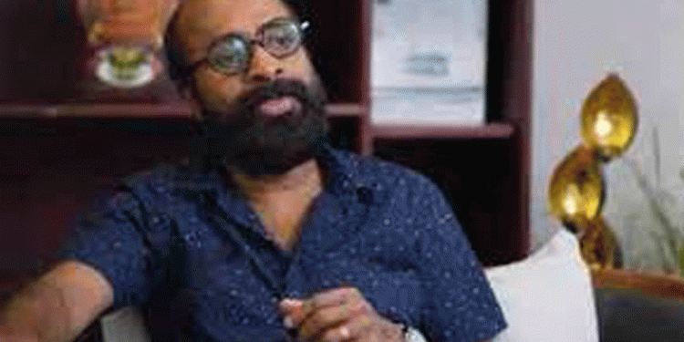 പഞ്ചാബിഹൗസ് നിർമ്മാണത്തിലെ അപാകത ; ഹരിശ്രീ അശോകന് 17.83 ലക്ഷം രൂപ നഷ്ടപരിഹാരം നൽകണമെന്ന് കോടതി