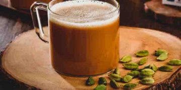 ചായയില്‍ ഏലയ്ക്ക ചേര്‍ത്ത് കുടിക്കൂ, അറിയാം ഗുണങ്ങള്‍