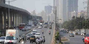 ഡി​ഗ്രി സർട്ടിഫിക്കറ്റ് വാ​ഗ്ദാനം ചെയ്ത് വിളിച്ചുവരുത്തി, 20കാരിയെ എക്സ്പ്രസ് ഹൈവേയിൽ കാറിൽ ബലാത്സം​ഗം ചെയ്തു