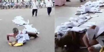 കഴുത്തിൽ കെട്ടിത്തൂക്കിയ രേഖകളുമായി കളക്ട്രേറ്റിൽ ഇഴഞ്ഞെത്തി വയോധികൻ; ഈ വ്യത്യസ്ത പ്രതിഷേധത്തിനൊരു കാരണമുണ്ട്