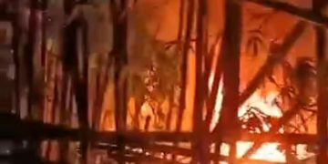 ഡ്രോണുകളിൽ നിന്ന് ബോംബുകളിട്ടു, മണിപ്പൂരിൽ വീണ്ടും സംഘർഷം; 2 പേർ കൊല്ലപ്പെട്ടു, ആറ് പേർക്ക് പരിക്കേറ്റു