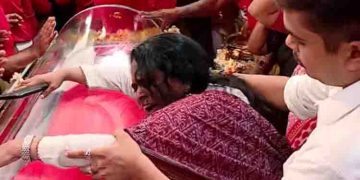 എംഎം ലോറൻസിന്റെ പൊതുദർശനത്തിലെ തർക്കം; തന്നെയും മകനേയും മർദിച്ചെന്ന് മകൾ ആശ, പരാതി നൽകി