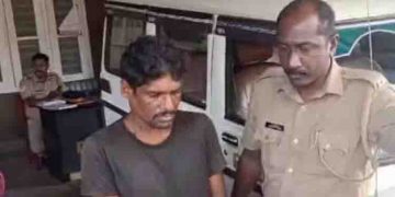 ക്ഷേത്രത്തിൽ നിവേദ്യം നൽകുന്ന ഓട്ടുരുളി നട്ടുച്ചയ്ക്ക് പൊക്കി, ഉരുളി വച്ച ബാഗടക്കം വൈകിട്ട് പൊലീസും പൊക്കി