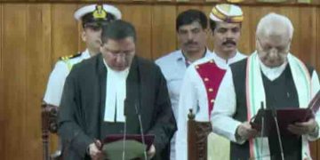 ജസ്റ്റിസ് നിധിൻ മധുകർ ജാംദർ കേരള ഹൈക്കോടതി ചീഫ് ജസ്റ്റിസ്; രാജ്‌ഭവനിൽ സത്യപ്രതിജ്‌ഞ ചെയ്‌തു