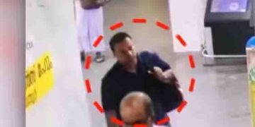 എസി കോച്ചിൽ സീറ്റിനടിയിൽ വച്ച ബാ​ഗ്, ഉറങ്ങി ഉണർന്നപ്പോൾ അവിടെയില്ല; സിസിടിവിയിൽ കണ്ട മധ്യവയസ്കനായി തെരച്ചിൽ