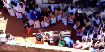 ഓര്‍മയുടെ ആഴങ്ങളിൽ ഇനി അര്‍ജുൻ; പ്രിയപ്പെട്ടവന് നാടിന്‍റെ യാത്രാമൊഴി, വൻ ജനാവലിയുടെ സാന്നിധ്യത്തിൽ സംസ്കാരം