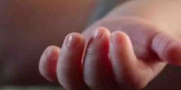 കൂട്ടുകാരൊത്ത് കളിക്കുന്നതിനിടെ വീണു, മൂന്നാം ക്ലാസുകാരിയുടെ മരണം ഹൃദയാഘാതം മൂലം