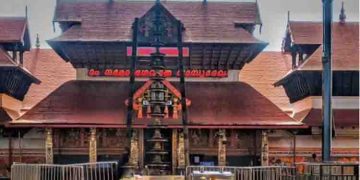 തിരുവോണത്തിനൊരുങ്ങി ഗുരുവായൂർ ക്ഷേത്രം: ഓണക്കാലത്ത് ദർശന സമയം ഒരു മണിക്കൂർ കൂട്ടി