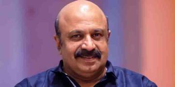 നടൻ സിദ്ദിഖ് ഇപ്പോഴും ഒളിവിൽ; മുൻകൂർ ജാമ്യം അടിയന്തിരമായി പരി​ഗണിക്കാൻ നീക്കവുമായി അഭിഭാഷകർ