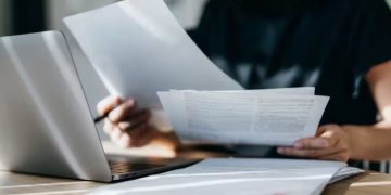 ലൈസൻസില്ലാത്ത 10,000ത്തോളം റിക്രൂട്ട്‌മെന്റ് സ്ഥാപനങ്ങൾ: നിയന്ത്രിക്കാൻ നിയമനിർമാണം അനിവാര്യമെന്ന് വിലയിരുത്തൽ