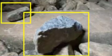 കേരളത്തിൽ നിന്നുള്ള ട്രെയിൻ പോകവേ മംഗളുരുവിൽ ട്രാക്കിൽ കല്ലുകൾ; രാത്രി 2 പേരെ കണ്ടെന്ന് മൊഴി, അട്ടിമറി ശ്രമം