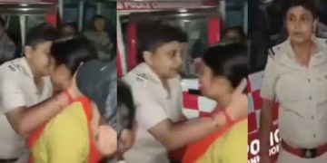 പട്രോളിങ്ങിനിടെ വനിത എഎസ്ഐ യുവതിയെ കടന്നുപിടിച്ചു, ബലമായി ചുംബിച്ചു; വീഡിയോ വൈറലായതോടെ സസ്പെൻഷൻ