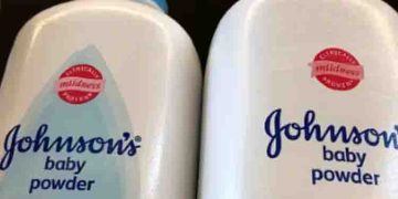 പൗഡർ ഉപയോഗിച്ചവർക്ക് ക്യാൻസർ, ജോൺസൺ ആൻഡ് ജോൺസൺ നഷ്ടപരിഹാരം നൽകേണ്ടത് 124 കോടി