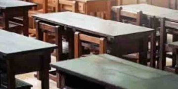 തിരുച്ചിറപ്പള്ളിയിൽ എട്ട് സ്‌കൂളുകൾക്ക് ബോംബ് ഭീഷണി; സ്നിഫർ ഡോഗുകളെ കൊണ്ടുവന്ന് തെരച്ചിൽ