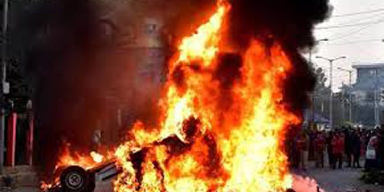 മണിപ്പൂരില് സംഘര്ഷം രൂക്ഷമായതോടെ കുക്കി സംഘടനകള്ക്കെതിരെ കടുത്ത നടപടി വേണമെന്ന് മണിപ്പൂര് സര്ക്കാര്