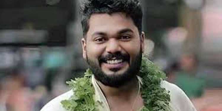 പന്തീരാങ്കാവ് ഗാര്ഹിക പീഡനക്കേസില് പ്രതിയായ രാഹുലിന്റെ വക്കാലത്ത് ഏറ്റെടുക്കില്ലെന്ന് അഡ്വ. ഷമീം പക്സാന്