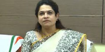 പാലക്കാട്ടെ യുഡിഎഫ് സ്ഥാനാർഥി രാഹുൽ മാങ്കൂട്ടത്തിലിനെതിരെയും ഷാഫി പറമ്പിൽ എംപിക്കെതിരെയും രൂക്ഷവിമർശനവുമായി ബിജെപി നേതാവ് പത്മജ വേണുഗോപാൽ