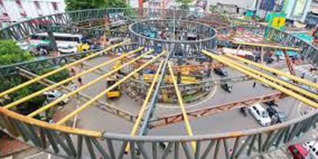 കോട്ടയം ആകാശപ്പാതയുടെ മേൽക്കൂര പൊളിച്ചു നീക്കണമെന്ന് വിദഗ്ധ സമിതി റിപ്പോർട്ട്