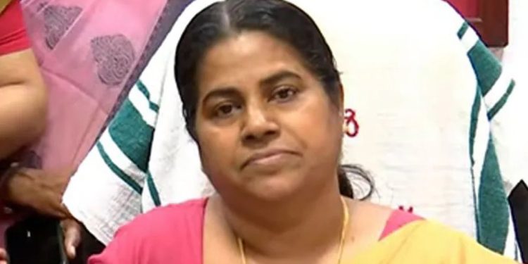 കണ്ണൂർ ജില്ലാ പഞ്ചായത്ത് പ്രസിഡന്റായി എൽഡിഎഫിലെ അഡ്വ. കെ കെ രത്നകുമാരിയെ തിരഞ്ഞെടുത്തു