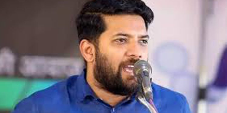 കള്ളപ്പണ വിവാദത്തിൽ സിസിടിവി ദൃശ്യങ്ങൾ പുറത്തുവന്നതിന് പിന്നാലെ പ്രതികരണവുമായി ഷാഫി പറമ്പിൽ എംപി