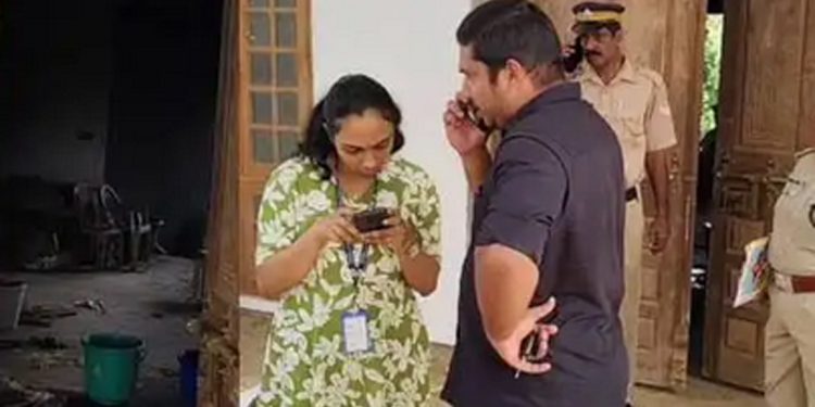 തിരുവനന്തപുരത്ത് കോളേജിനുള്ളിൽ കത്തിക്കരിഞ്ഞ നിലയിൽ പുരുഷന്‍റെ മൃതദേഹം കണ്ടെത്തി