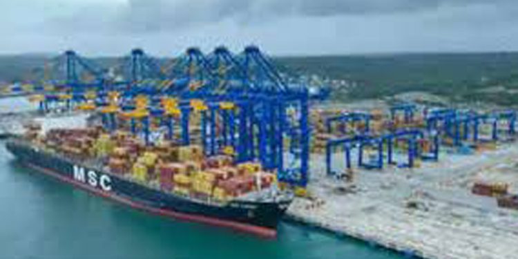 വിഴിഞ്ഞം അന്താരാഷ്ട്ര തുറമുഖത്തിന് നൽകുന്ന വയബിലിറ്റി ഗ്യാപ് ഫണ്ടിൽ ഇളവ് വേണമെന്ന കേരളത്തിന്റെ ആവശ്യം അംഗീകരിക്കാൻ കഴിയില്ലെന്ന് കേന്ദ്ര സർക്കാർ