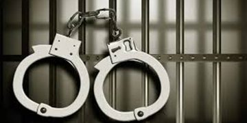 എറണാകുളം കാലടിയില്‍ കെ.എസ്.ആര്‍.ടി.സി. കണ്ടക്ടറെ മര്‍ദ്ദിച്ച  എസ്.ഐ അറസ്റ്റില്‍