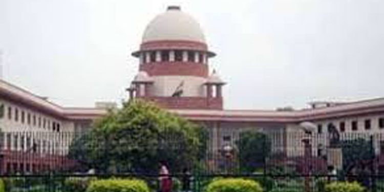 ഹേമ കമ്മിറ്റി റിപ്പോര്ട്ടുമായി ബന്ധപെട്ട ഒരുകൂട്ടം ഹര്ജികള് സുപ്രീം കോടതി ഇന്ന് പരിഗണിക്കും