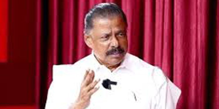 പ്രതികളെ മാല ഇട്ട് സ്വീകരിക്കുന്നതില്‍ എന്താണ് തെറ്റെന്ന് സി.പി.എം. സംസ്ഥാന സെക്രട്ടറി എം.വി. ഗോവിന്ദന്‍