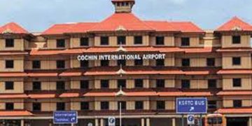 പൈലറ്റിന്റെ ഡ്യൂട്ടി സമയം കഴിഞ്ഞു ; മലേഷ്യൻ യാത്രക്കാർ നെടുമ്പാശ്ശേരി വിമാനത്താവളത്തിൽ കുടുങ്ങി