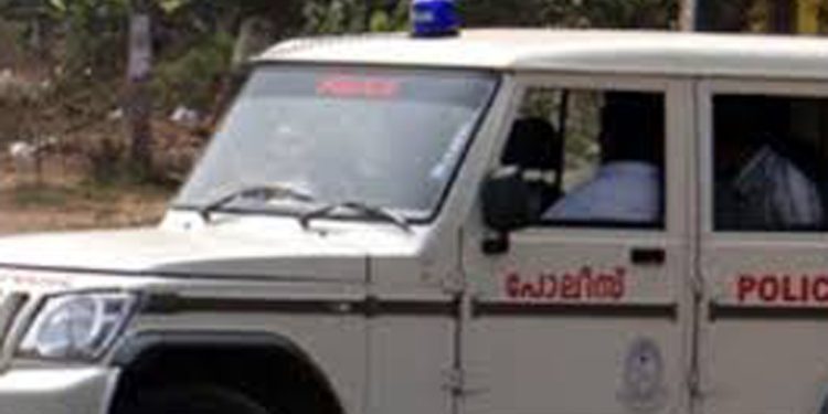 കൊല്ലം കുന്നത്തൂരില്‍ പത്താം ക്ലാസ് വിദ്യാര്‍ത്ഥി ജീവനൊടുക്കിയ സംഭവത്തില്‍ ദമ്പതികള്‍ അറസ്റ്റില്‍