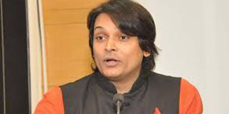 കെ ആർ മീരക്കെതിരെ കേസ് എടുക്കാൻ പൊലീസിന് ഭയമെന്ന് രാഹുൽ ഈശ്വർ