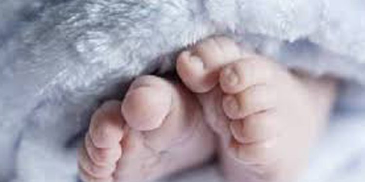 കൊല്ലം കടയ്ക്കലിൽ രണ്ട് മാസം പ്രായമായ കുഞ്ഞ് പാൽ തൊണ്ടയിൽ കുടുങ്ങി മരിച്ചു