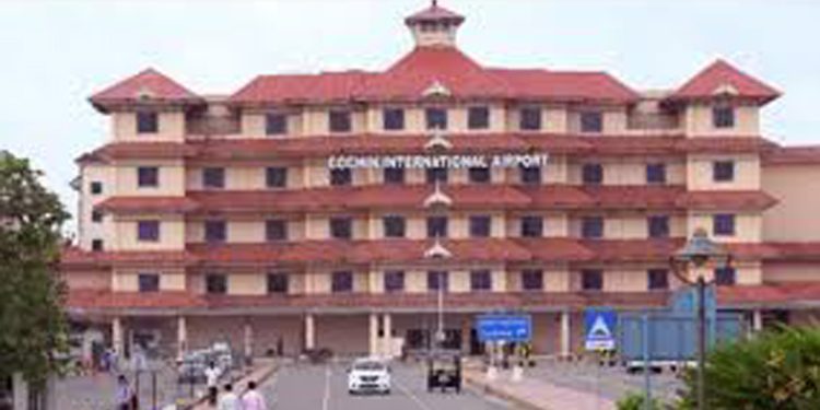 നെടുമ്പാശ്ശേരി വിമാനത്താവളത്തിൽ ഹൈബ്രിഡ് കഞ്ചാവ് പിടികൂടി